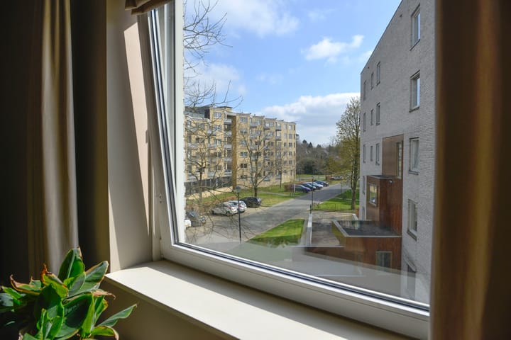 Foto 13 van Mondriaanstraat 112