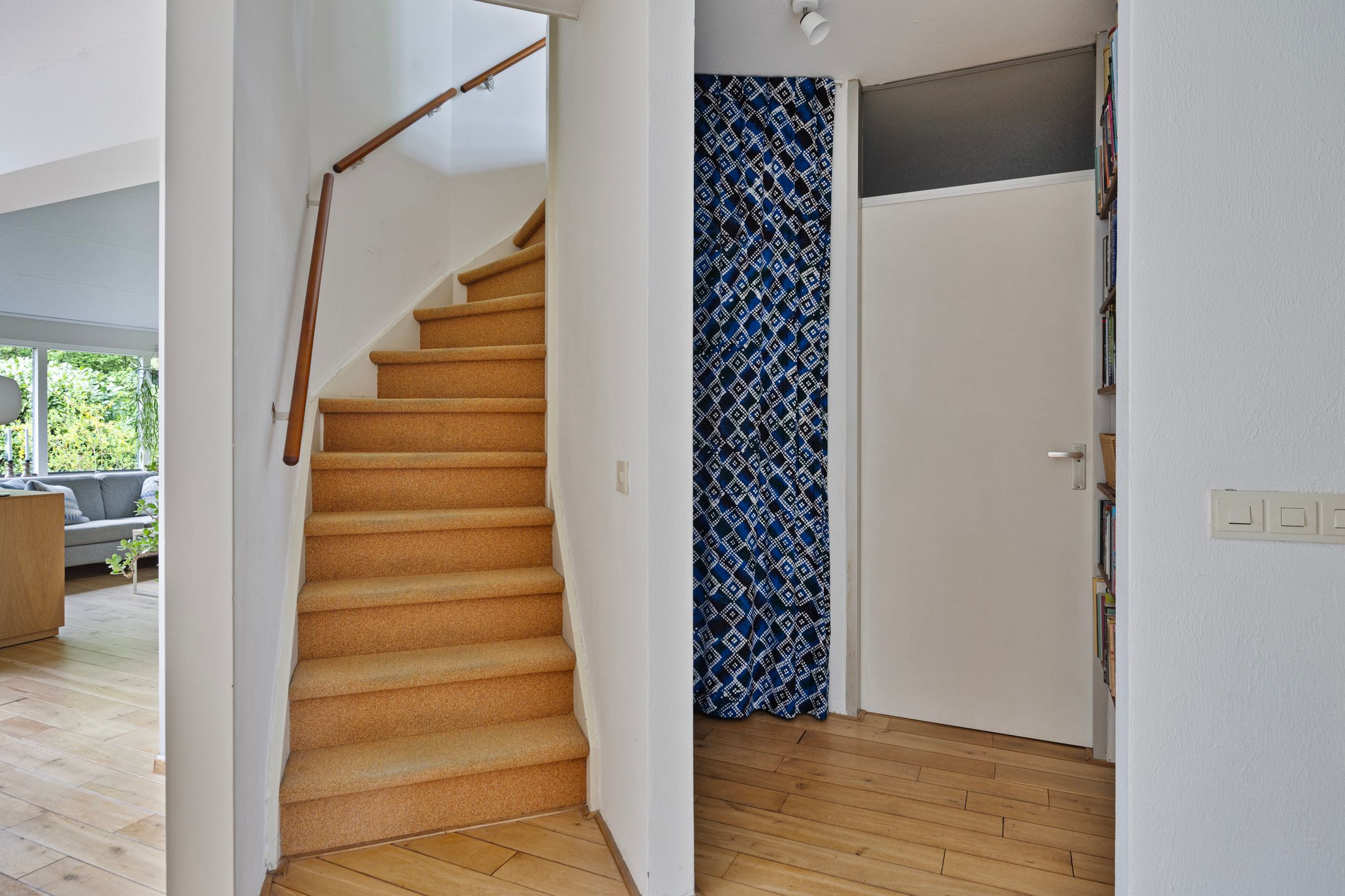 Photo 9 of Roghorst 335