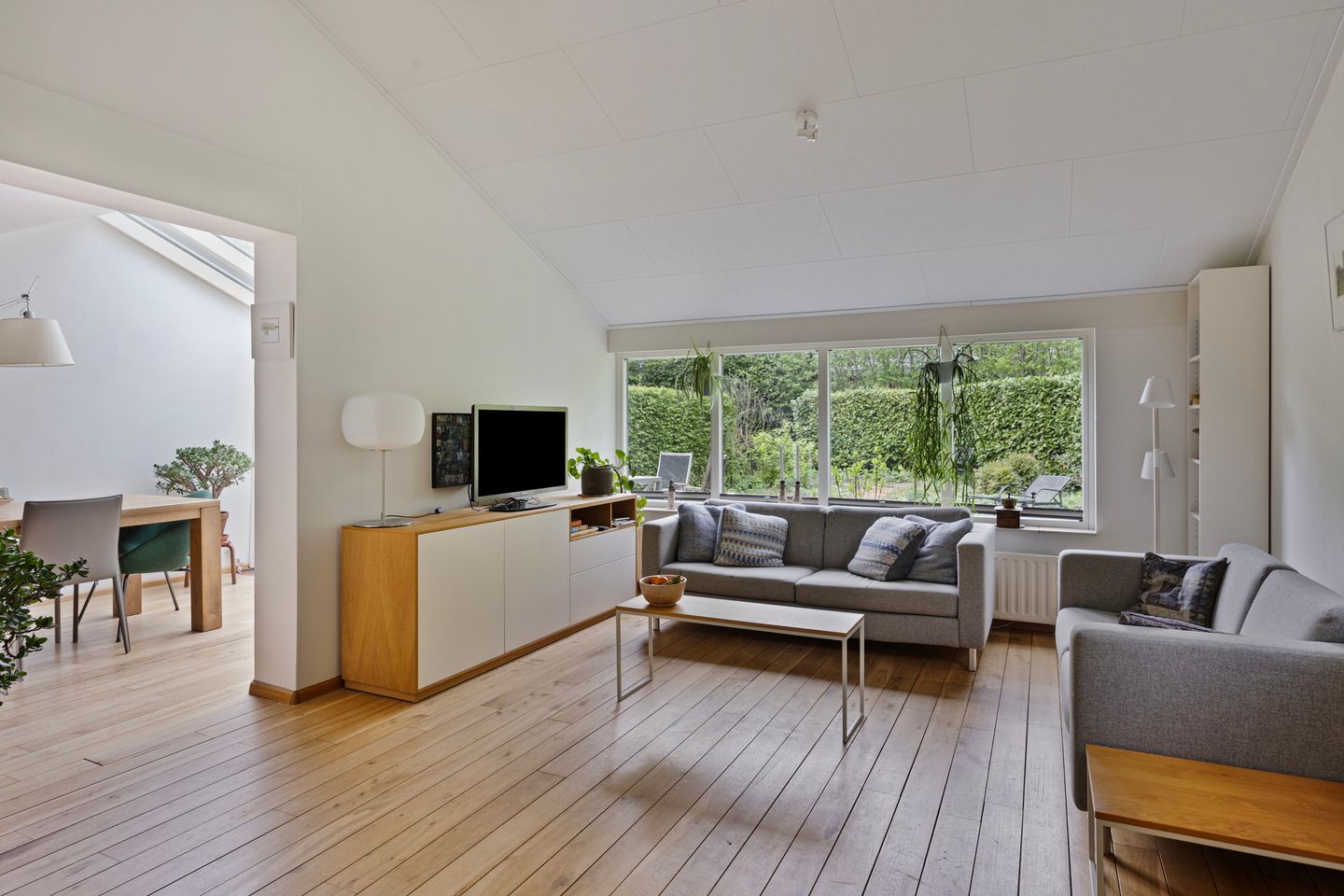 Photo 4 of Roghorst 335