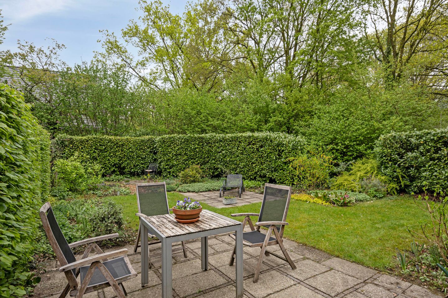 Photo 19 of Roghorst 335