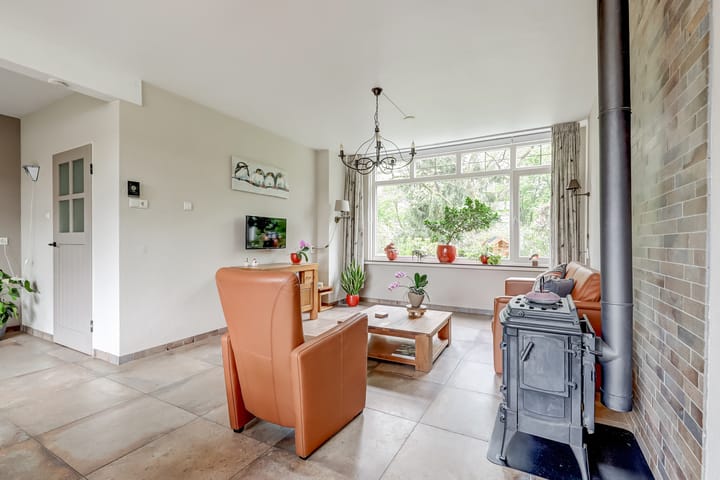 Photo 5 of Retiefstraat 221