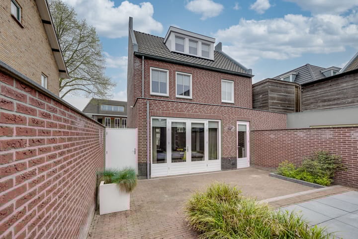 Foto 2 van Akkerlingen 1-C