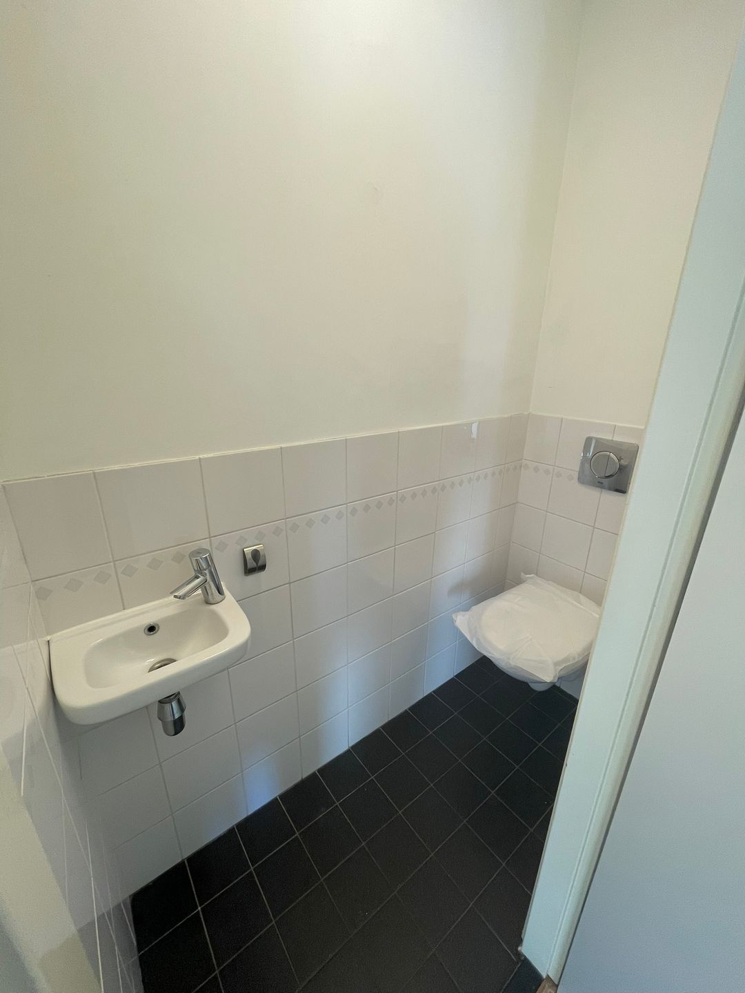 Photo 7 of Van Marumstraat 15-1