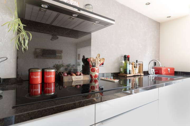 Foto 9 van Luchtenburg 105