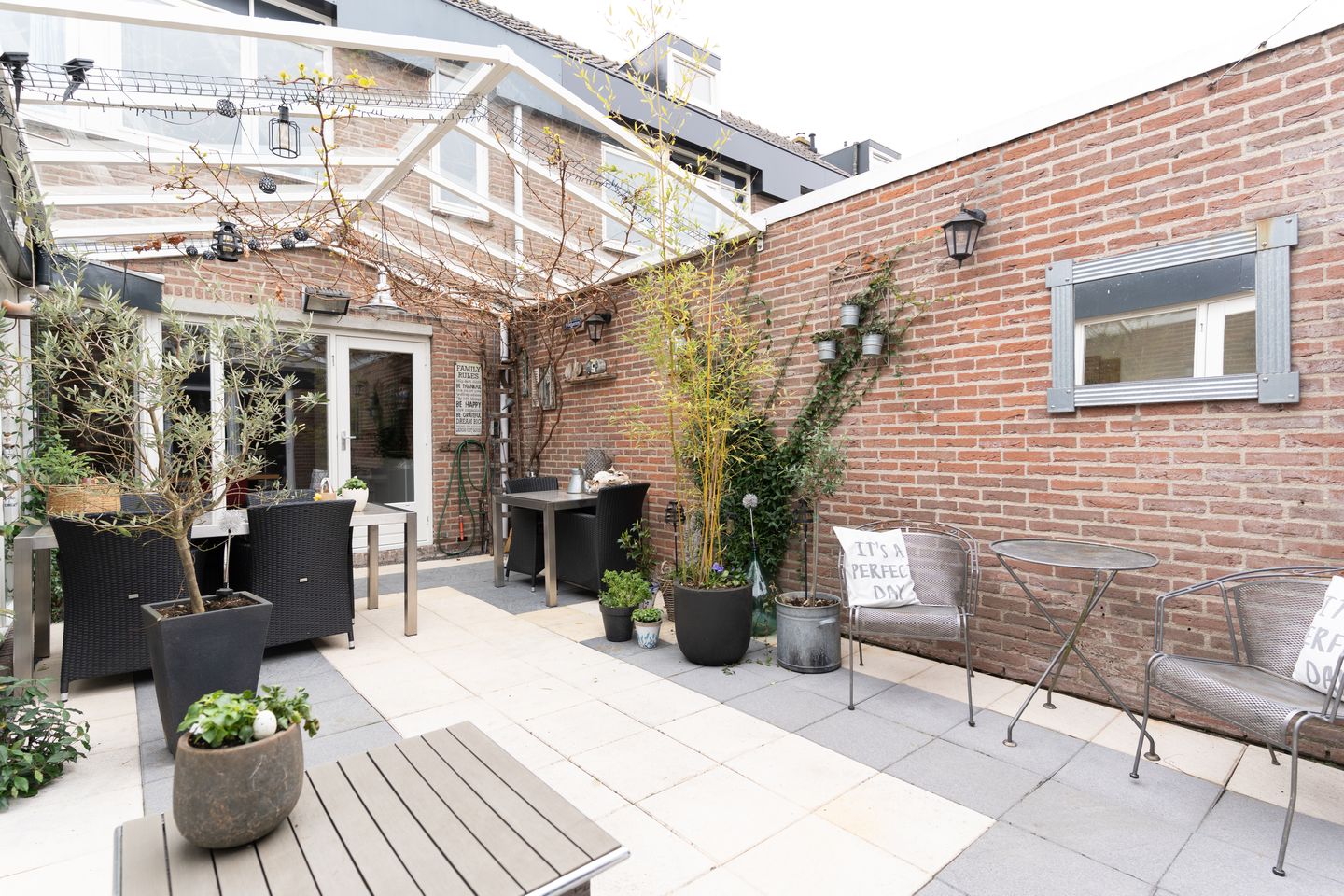 Foto 14 van Luchtenburg 105