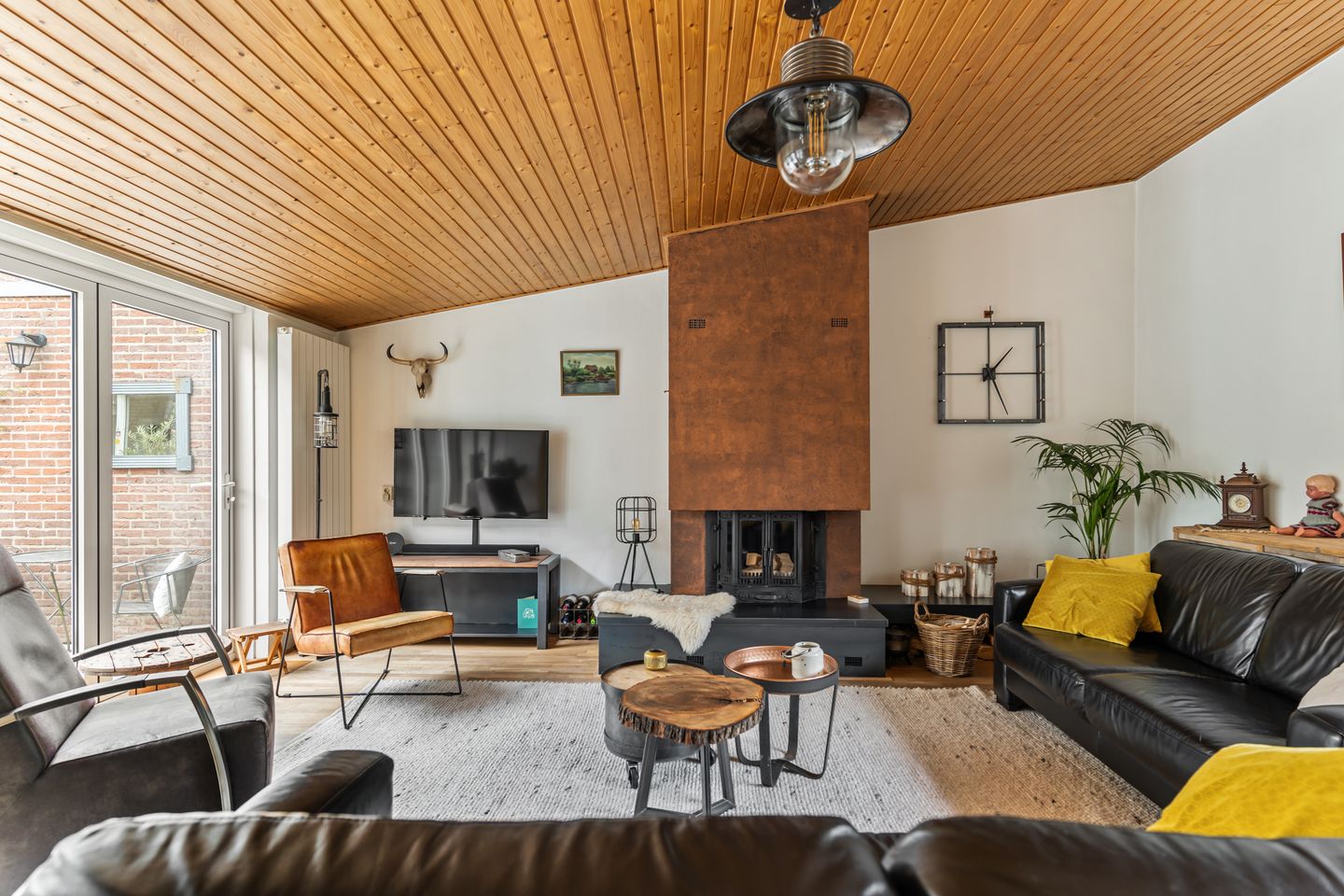 Foto 19 van Luchtenburg 105