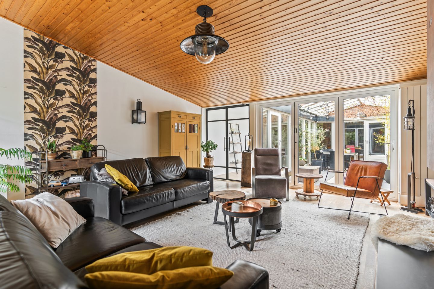 Foto 20 van Luchtenburg 105