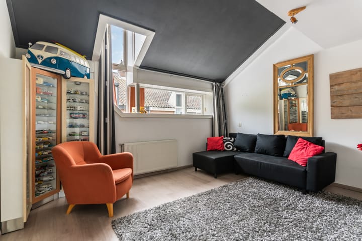 Foto 31 van Luchtenburg 105