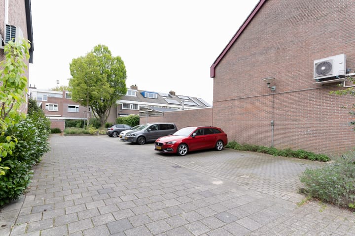 Foto 50 van Luchtenburg 105