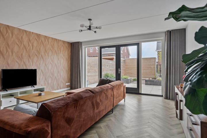 Photo 7 of Torensteelaan 11