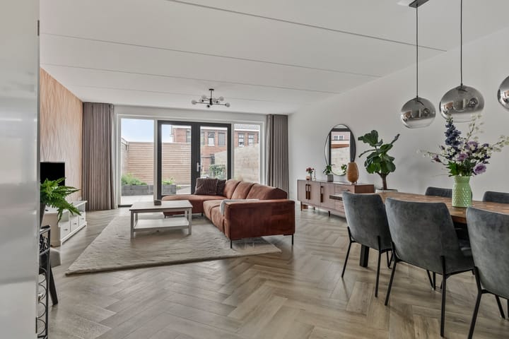 Photo 3 of Torensteelaan 11