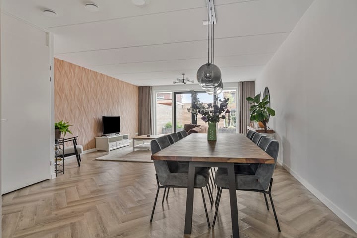 Photo 16 of Torensteelaan 11