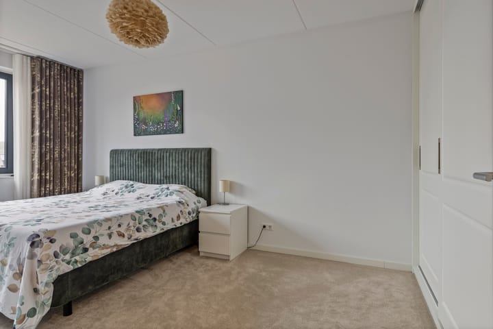 Photo 21 of Torensteelaan 11