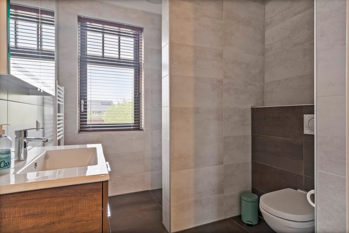 Photo 24 of Torensteelaan 11