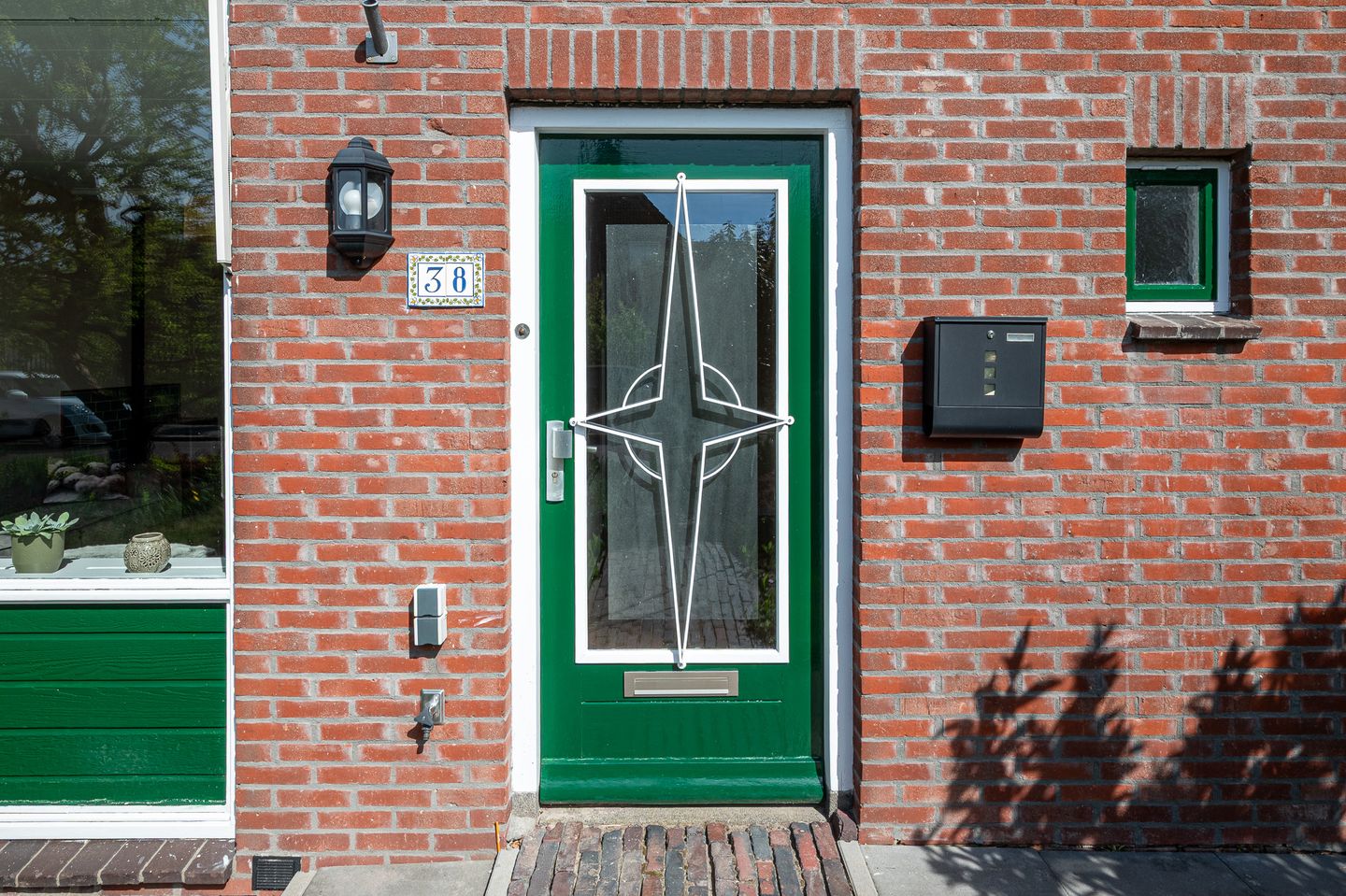 Foto 10 van Pinksterbloemweg 38