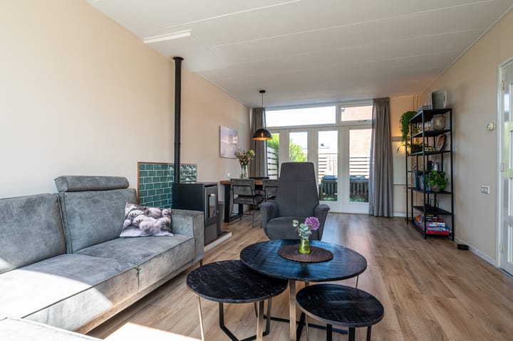 Photo 16 of Pinksterbloemweg 38