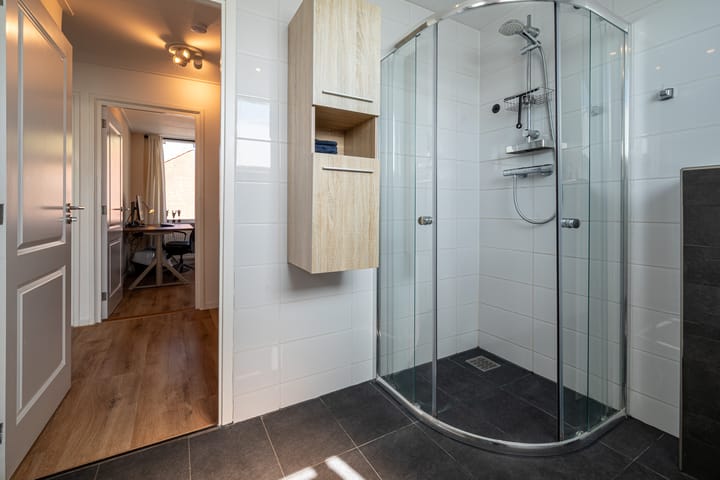 Photo 31 of Pinksterbloemweg 38