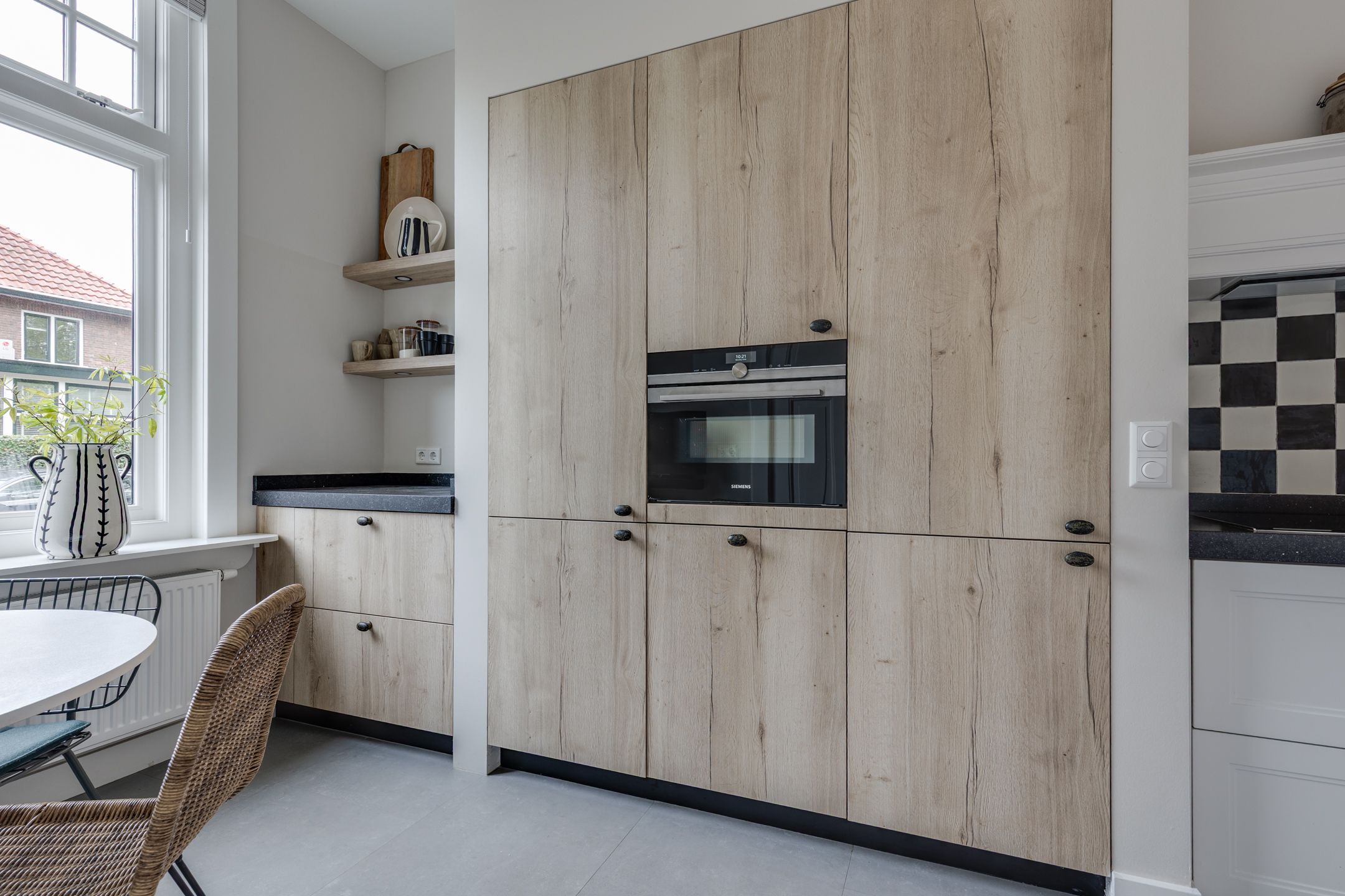 Foto 15 van Emmastraat 16