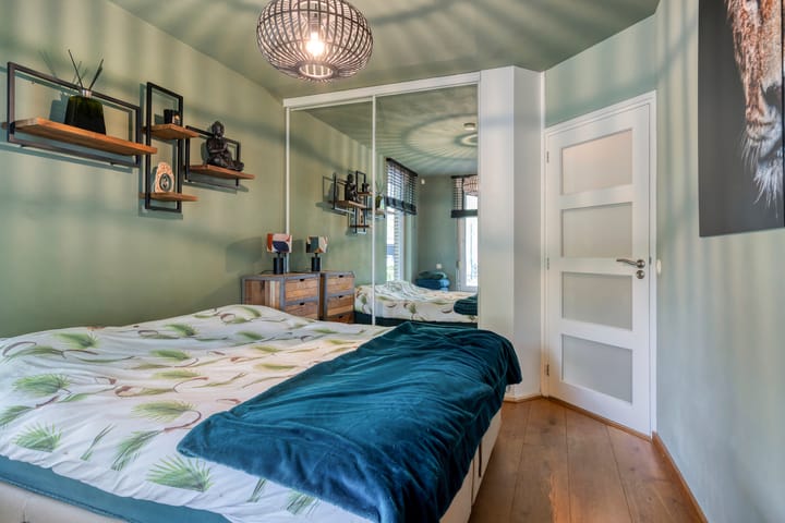 Foto 20 van De La Sallestraat 4