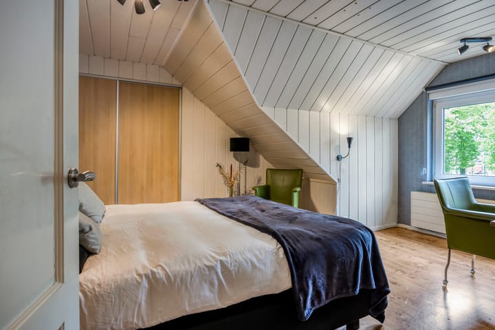 Foto 31 van De La Sallestraat 4