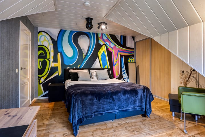 Foto 32 van De La Sallestraat 4