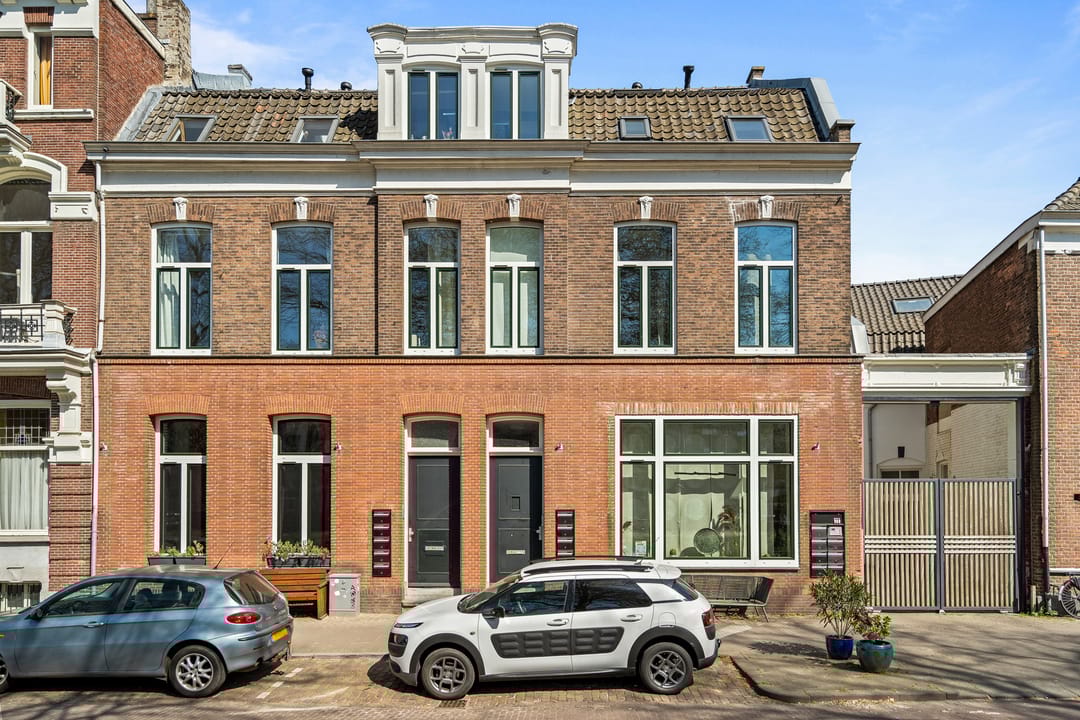 Foto 1 van Weerdsingel O.Z. 68-D