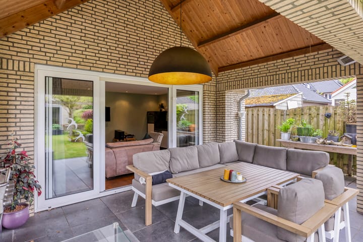 Foto 50 van De La Sallestraat 4