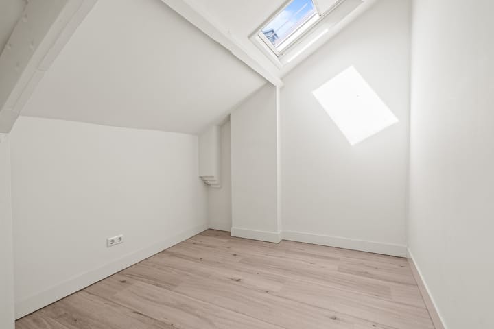 Photo 19 of Weerdsingel O.Z. 68-D