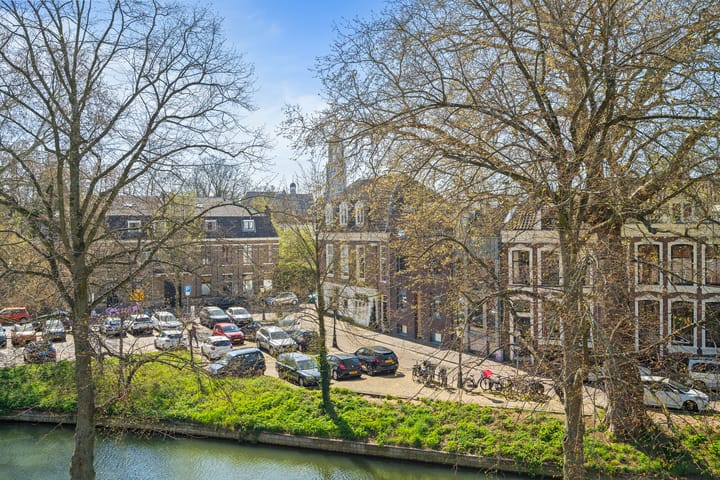 Photo 33 of Weerdsingel O.Z. 68-D
