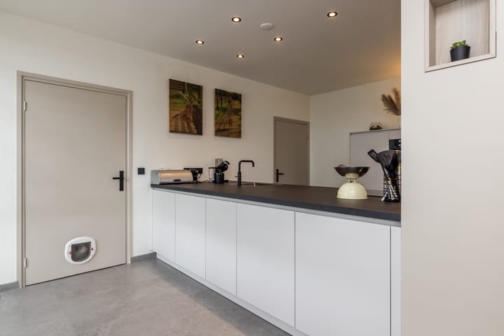 Foto 12 van Aalbekerweg 41