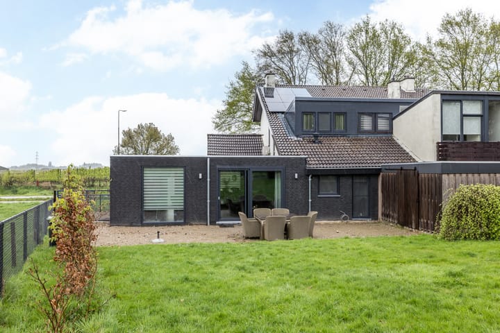 Foto 39 van Aalbekerweg 41