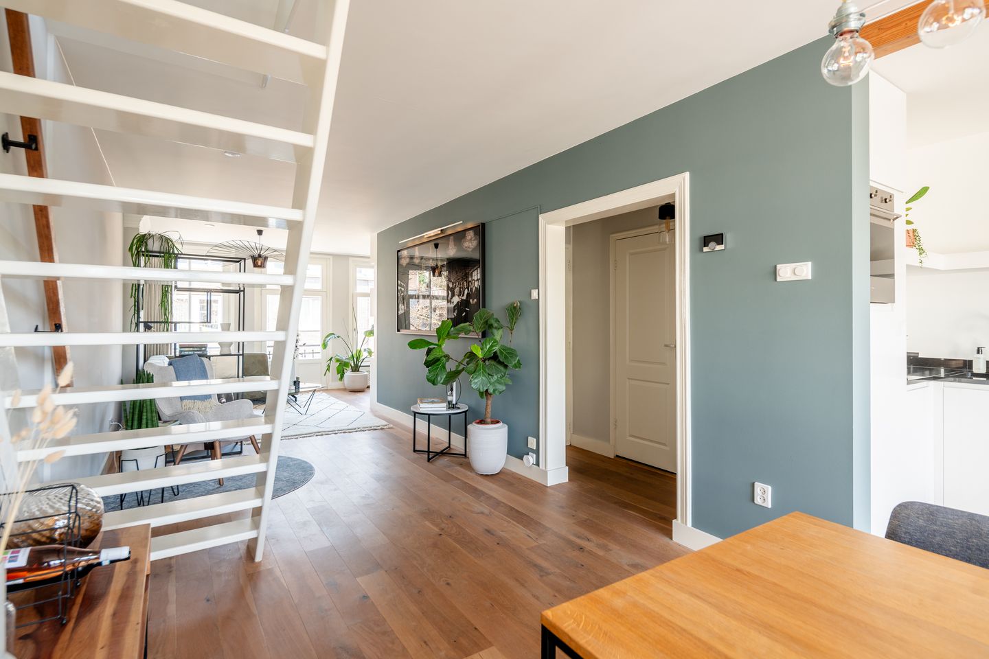 Foto 14 van Pieter Langendijkstraat 4-3