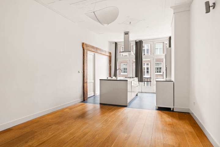 Foto 2 van Valeriusstraat 143-2