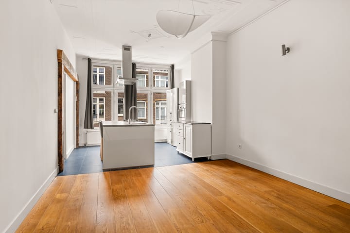 Foto 3 van Valeriusstraat 143-2