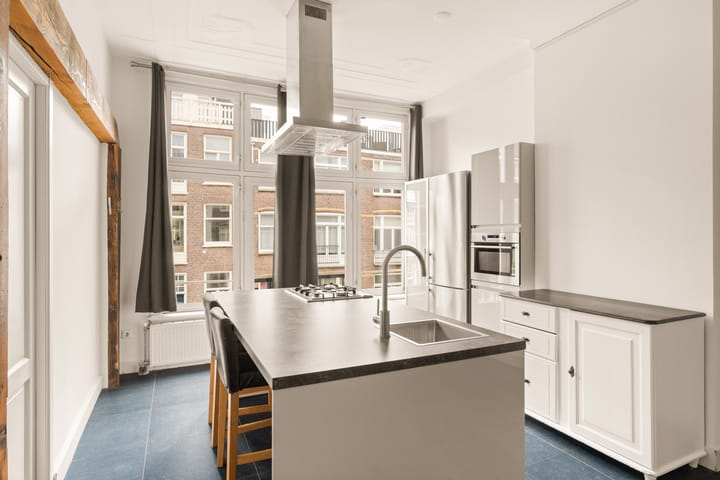 Foto 8 van Valeriusstraat 143-2