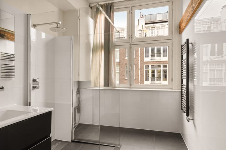 Foto 23 van Valeriusstraat 143-2