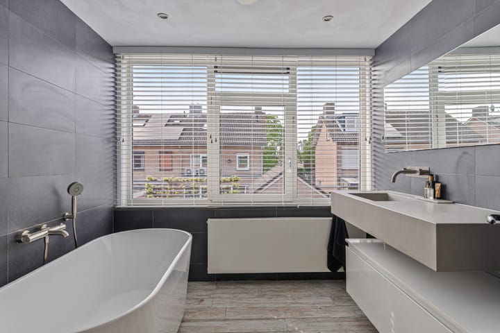 Foto 24 van Hunzestraat 14