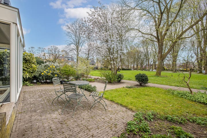 Foto 10 van J F Kennedylaan 36