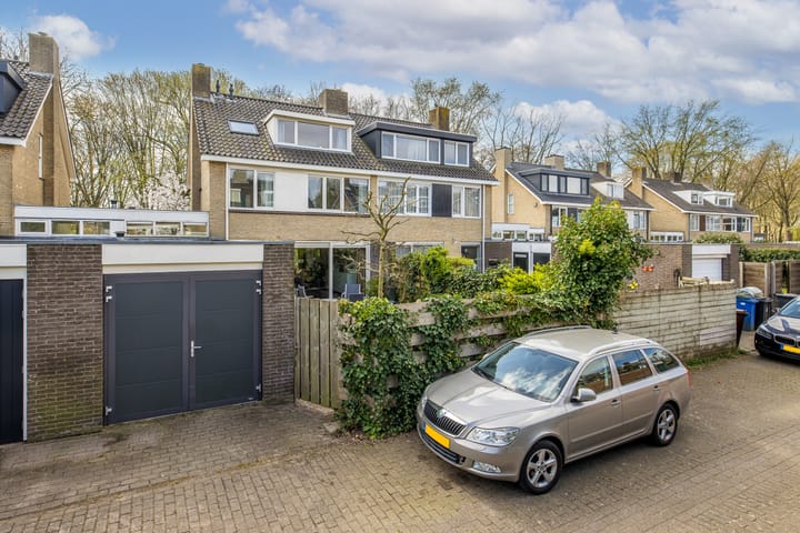 Foto 33 van J F Kennedylaan 36