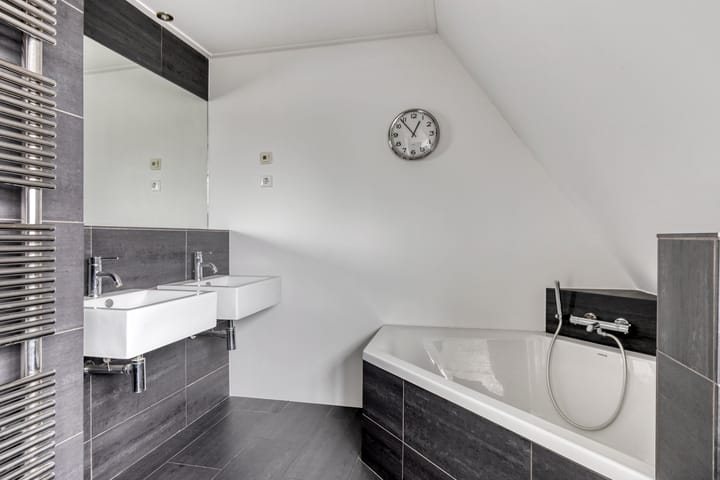 Foto 29 van Spoarstrjitte 7