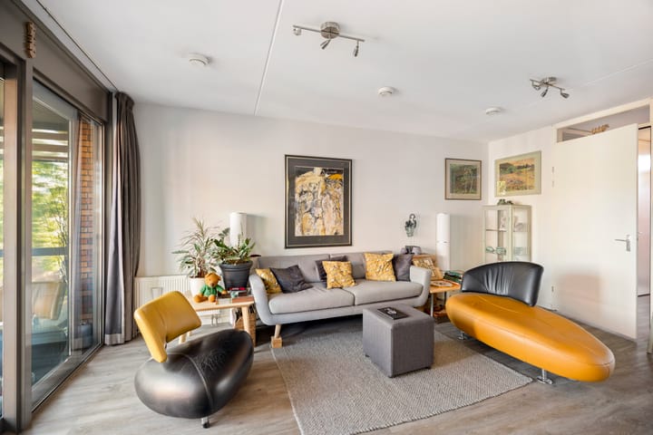 Photo 9 of Graaf Florisstraat 1-F11