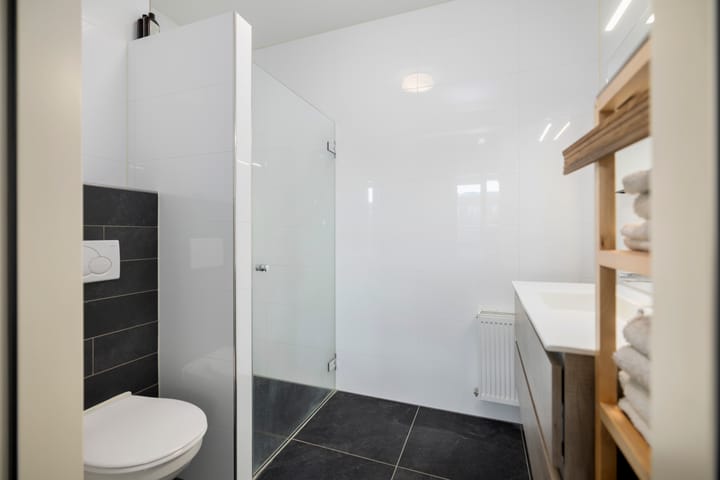 Photo 14 of Graaf Florisstraat 1-F11