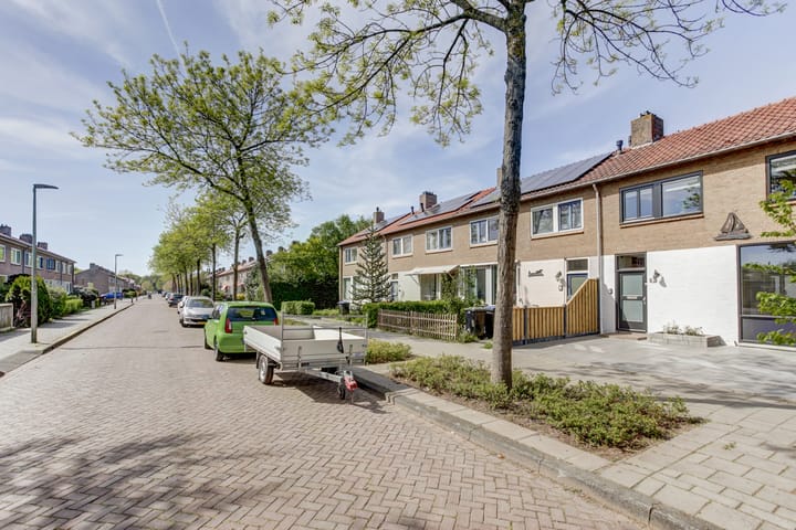 Foto 48 van Groenlandstraat 45