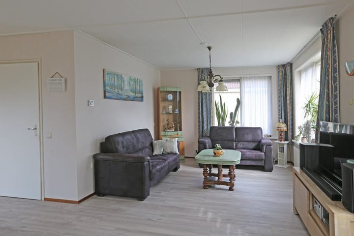 Foto 3 van Wetterroas 6