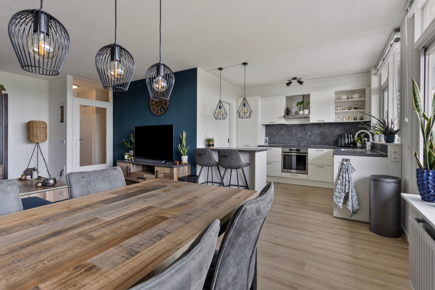 Foto 10 van Henry Moorepassage 148