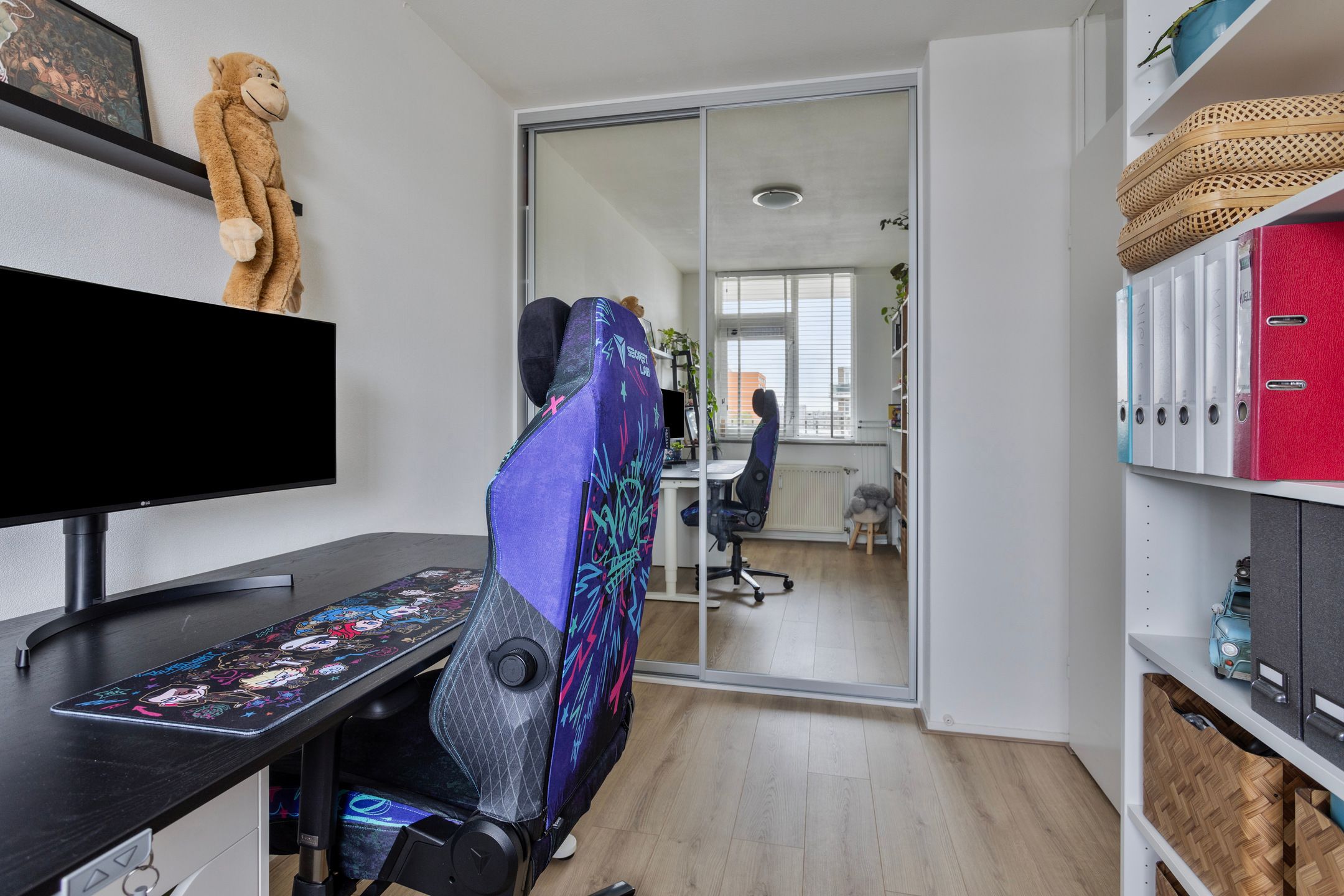 Foto 21 van Henry Moorepassage 148