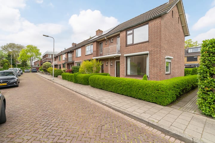 Foto 4 van Bernhardstraat 2