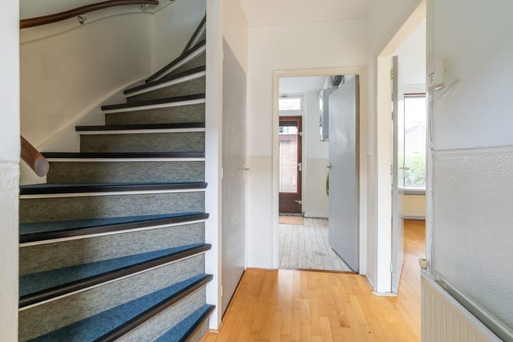 Foto 12 van Bernhardstraat 2