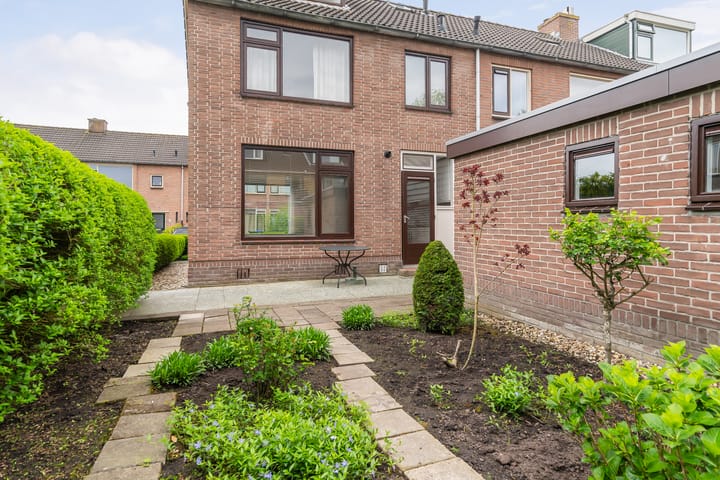 Foto 26 van Bernhardstraat 2