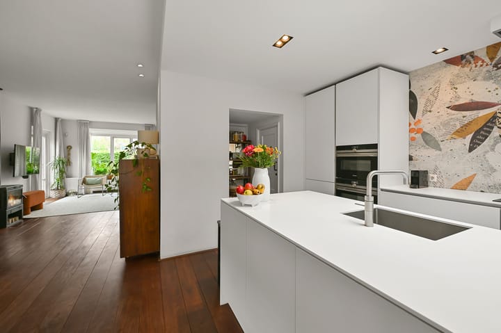 Foto 19 van Mr. S. van Houtenlaan 2